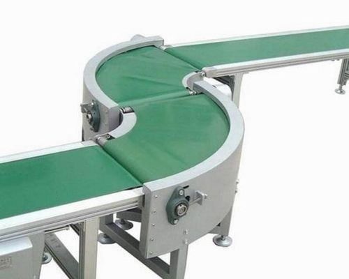 Μπλε άσπρη πράσινη καμπύλη στροφής PVC ζώνη μεταφορέων 90 βαθμού ζώνη μεταφορέων 180 βαθμού